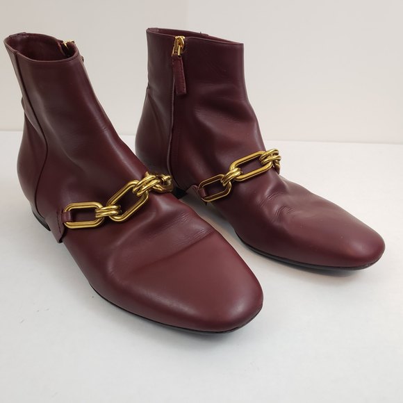 Michael Kors Burgundy Red Leather Flat Ankle Boots with Gold Chain Size 39 7 - Picture 2 of 7